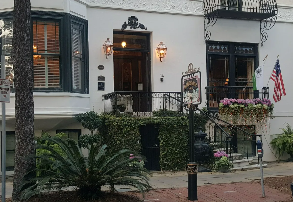 Ballastone Inn hotel hero