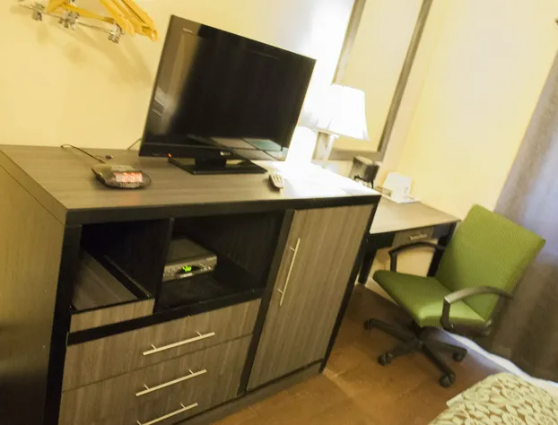 Quality Inn seaside heights Jersey shore beach hotel detail image 3