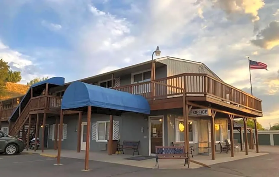 Americas Best Value Inn Sheridan WY hotel hero