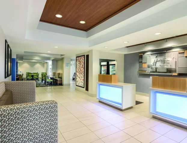 Holiday Inn Express Hotel & Suites Lawton-Fort Sill by IHG hotel detail image 3