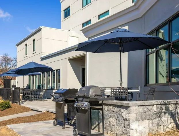 Holiday Inn Express & Suites Leesburg - Historic District by IHG hotel detail image 3