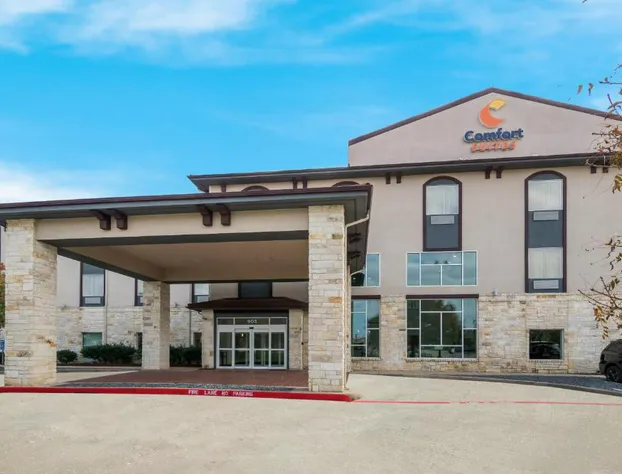 Comfort Suites Granbury hotel detail image 2