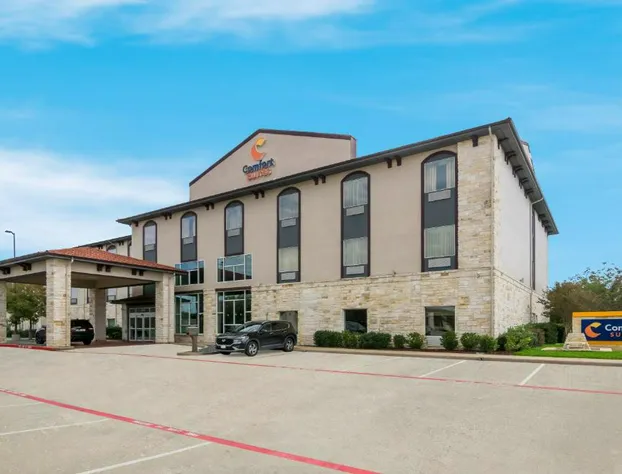 Comfort Suites Granbury hotel detail image 3