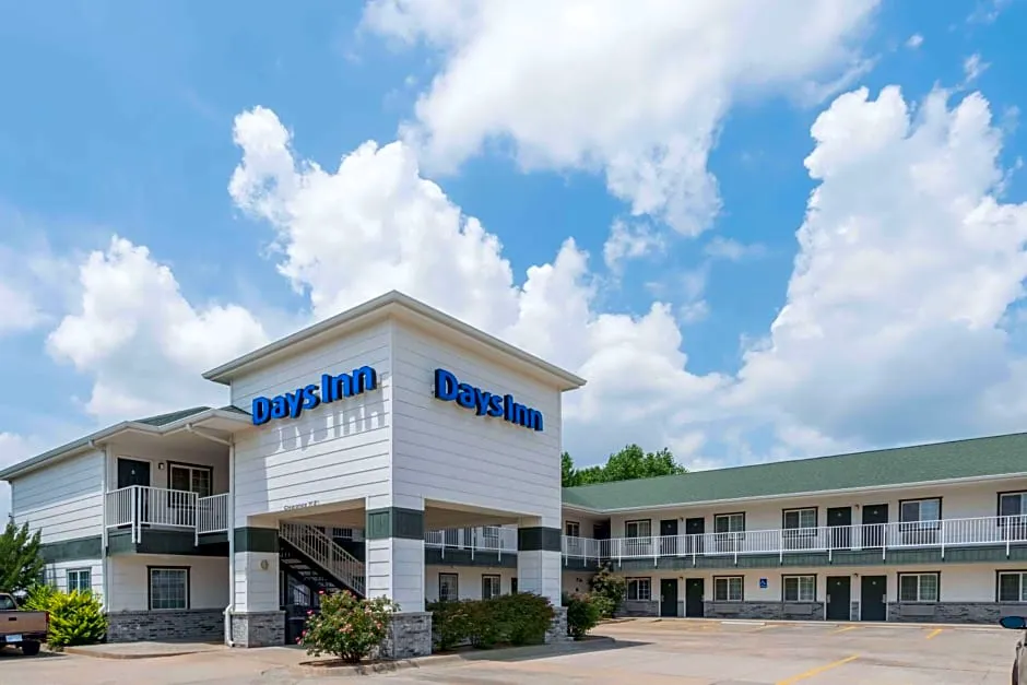 Days Inn by Wyndham Andover hotel hero