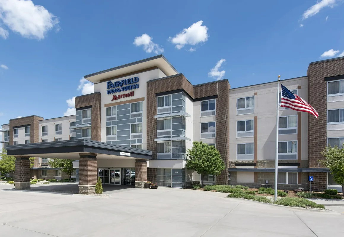 Fairfield Inn & Suites by Marriott Omaha Downtown hotel hero