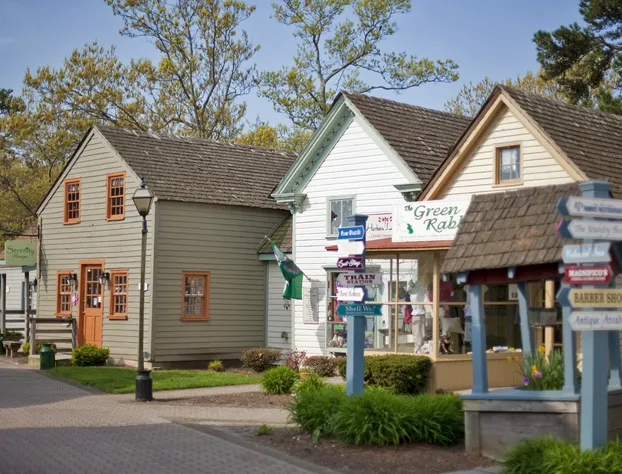Colonial Inn hotel detail image 3