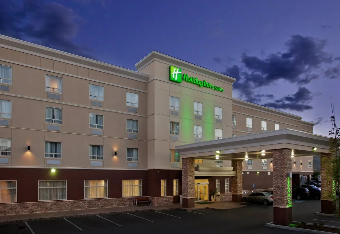 Holiday Inn Hotel & Suites Kamloops by IHG hotel hero