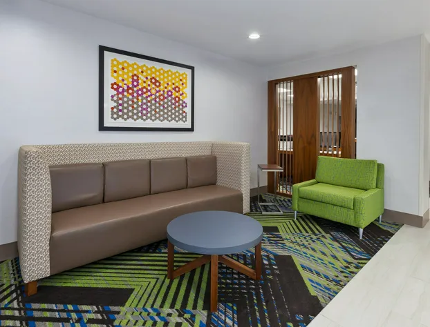 Holiday Inn Express & Suites Dayton South Franklin by IHG hotel detail image 3