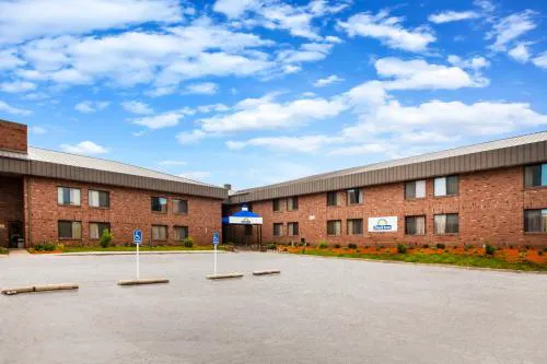 Days Inn by Wyndham Midland hotel hero