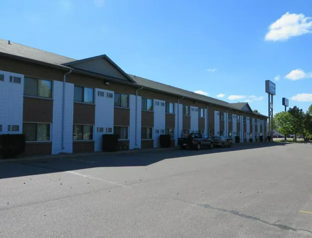 Grand Inn Fargo hotel detail image 1