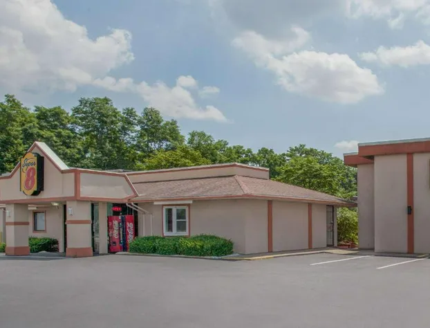 Super 8 by Wyndham Carlisle North hotel detail image 1