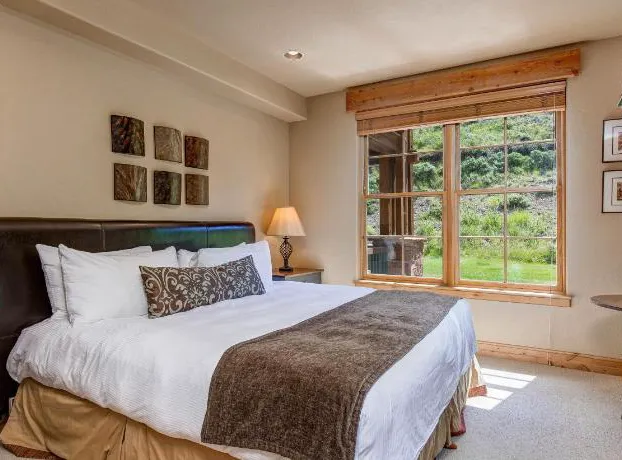 Lodges at Deer Valley hotel detail image 4