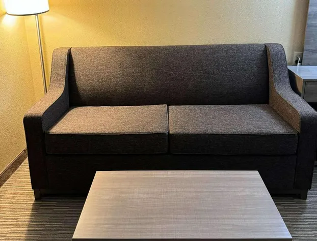 Quality Inn near I-72 and Hwy 51 hotel detail image 4