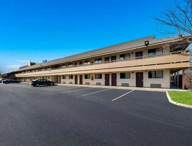 Rodeway Inn Columbus West hotel detail image 1