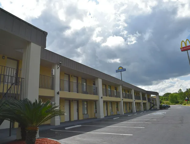 Days Inn by Wyndham Ladson Summerville Charleston hotel detail image 4