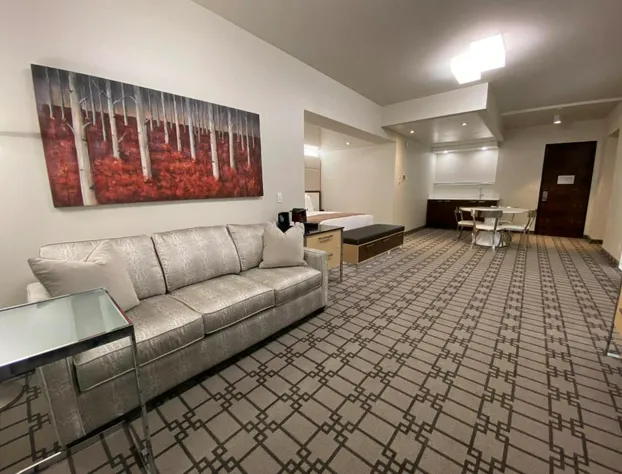 Le Mount Stephen hotel detail image 4