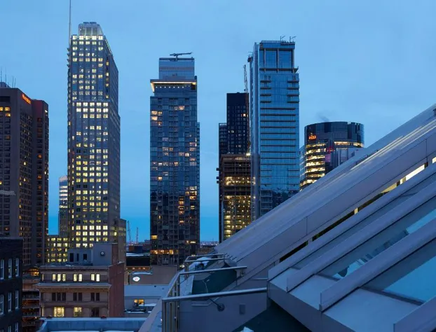 Le Mount Stephen hotel detail image 2