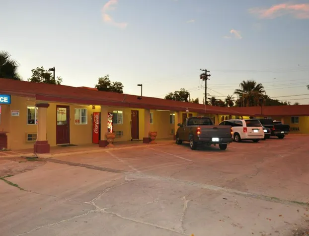 California Suites Motel hotel detail image 1