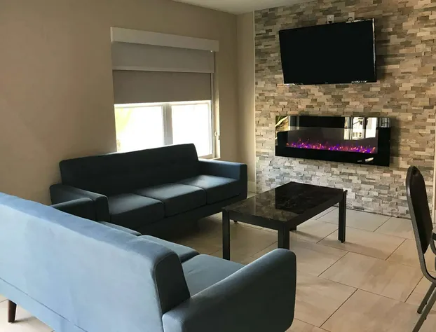 Baymont by Wyndham Lake Park Valdosta I-75 hotel detail image 3