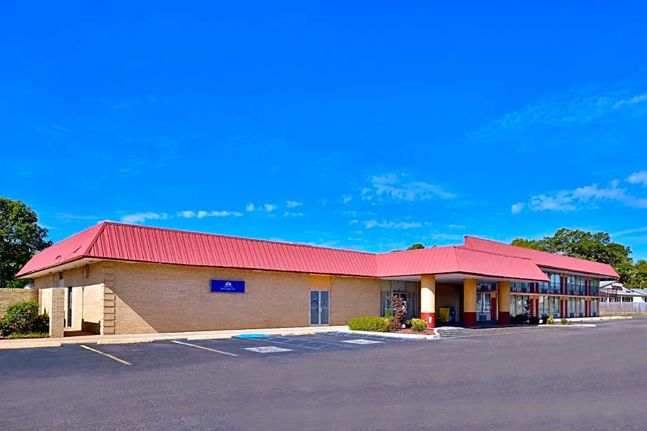 American Inn - Pontotoc hotel hero