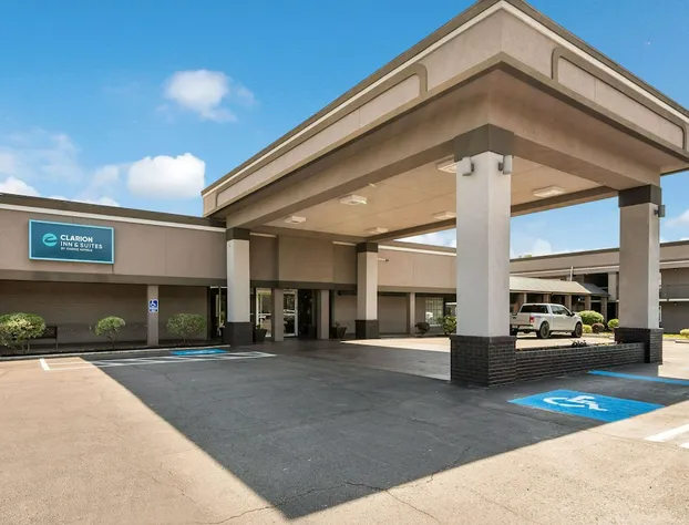 Clarion Inn & Suites Russellville I-40 hotel detail image 3