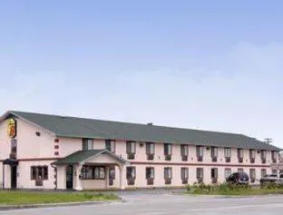 Super 8 by Wyndham Sherman hotel detail image 1