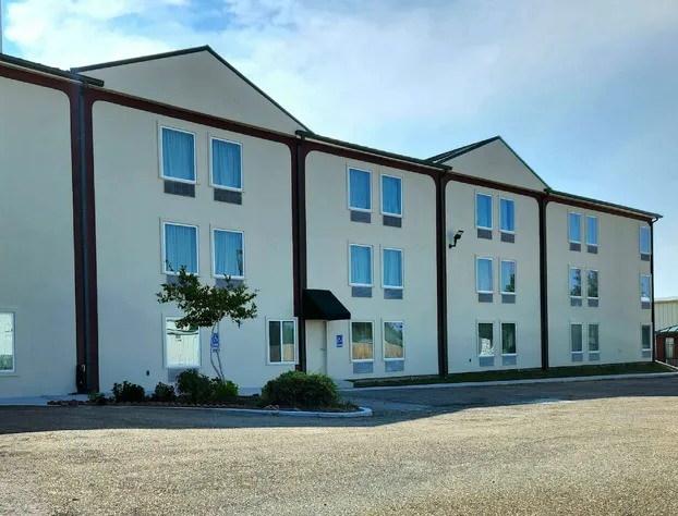 Days Inn by Wyndham LaPlace- New Orleans hotel detail image 2