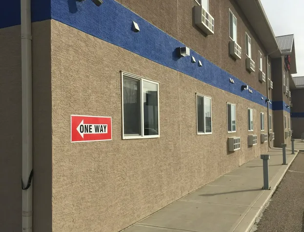 Travel Inn & Suites Innisfail hotel detail image 4