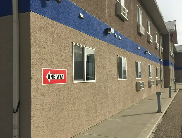 Travel Inn & Suites Innisfail hotel detail image 4