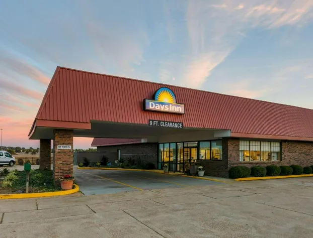 Days Inn by Wyndham Batesville hotel detail image 1