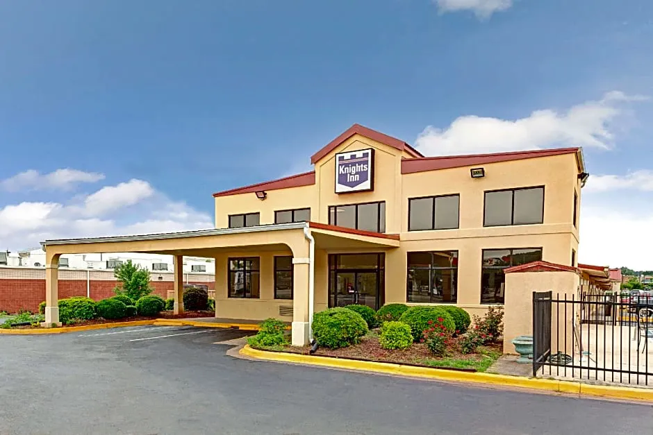 Knights Inn Cartersville hotel hero