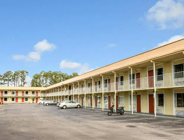 Rodeway Inn & Suites Wilmington North hotel detail image 1