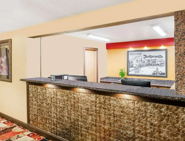 Super 8 by Wyndham Jacksonville hotel detail image 2