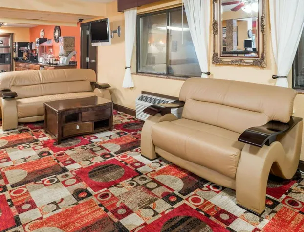 Super 8 by Wyndham Jacksonville hotel detail image 3