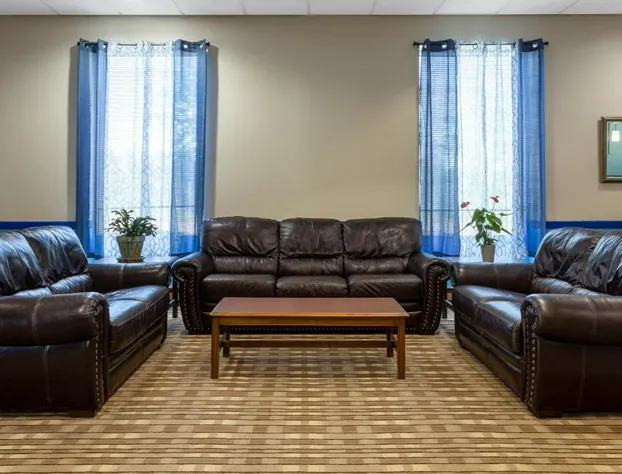 Baymont by Wyndham Queensbury / Lake George hotel detail image 3