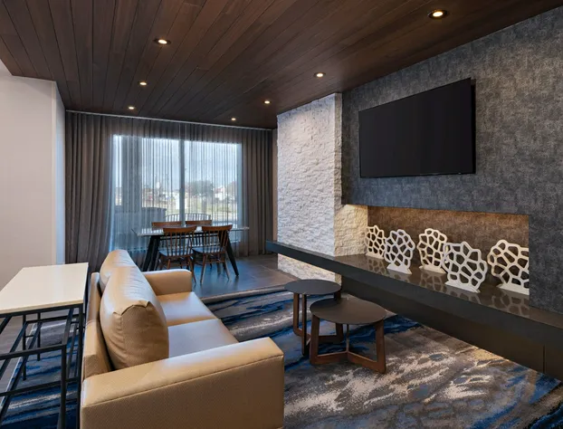 Fairfield Inn & Suites Hillsboro hotel detail image 2