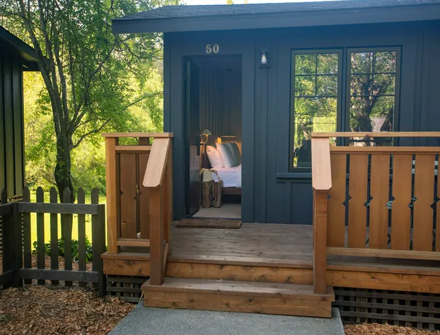 Dawn Ranch hotel detail image 3