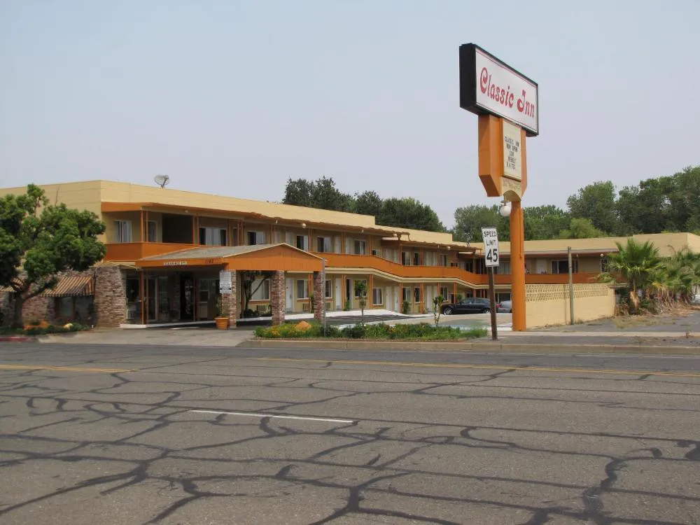 Classic Inn Red Bluff hotel hero