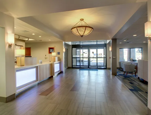 Holiday Inn Express Milwaukee North Brown Deer/Mequon by IHG hotel detail image 3