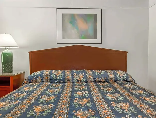 Knights Inn Cayce hotel detail image 3