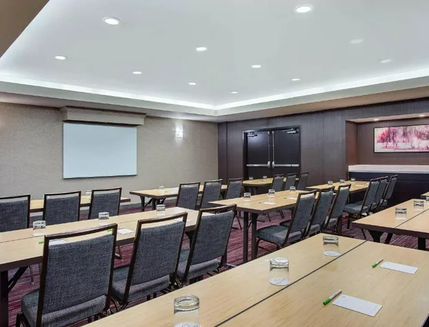 Courtyard by Marriott Knoxville Cedar Bluff hotel detail image 3