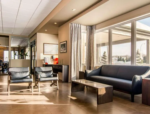 Econo Lodge Inn & Suites hotel detail image 4