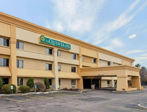 La Quinta Inn & Suites by Wyndham Stevens Point hotel detail image 3