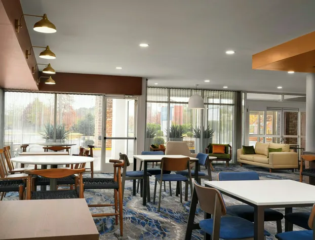 Fairfield Inn & Suites by Marriott Chesapeake Suffolk hotel detail image 4