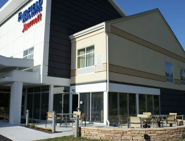 Fairfield Inn & Suites by Marriott Chesapeake Suffolk hotel detail image 1