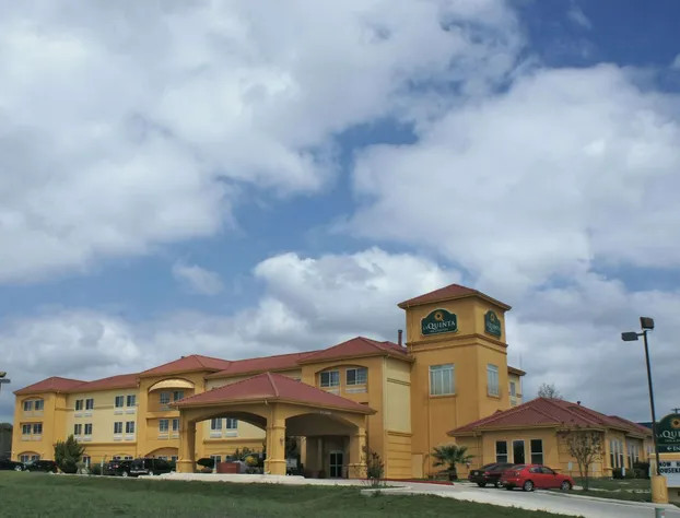 La Quinta Inn & Suites by Wyndham Kerrville hotel detail image 3