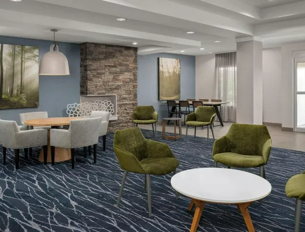 Fairfield Inn & Suites by Marriott Roanoke Hollins/I-81 hotel detail image 4