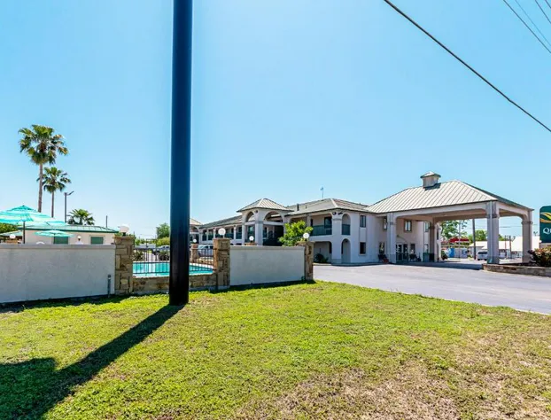 Quality Inn Three Rivers hotel detail image 1