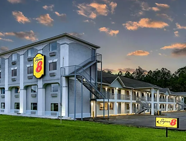 Super 8 by Wyndham Moss Point hotel detail image 4