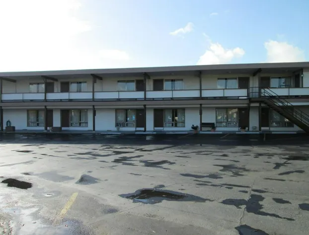 Town House Motel Inc hotel detail image 1